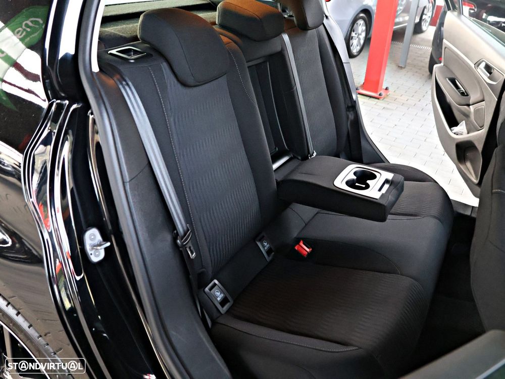 Peugeot 308 1.6 e-HDi Active J17 - 33