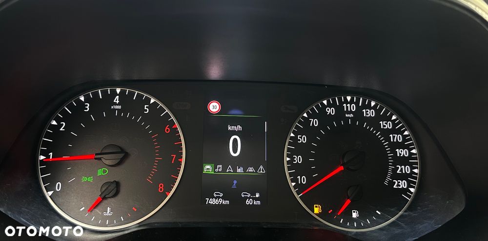 Renault Clio 1.0 TCe Intens - 16