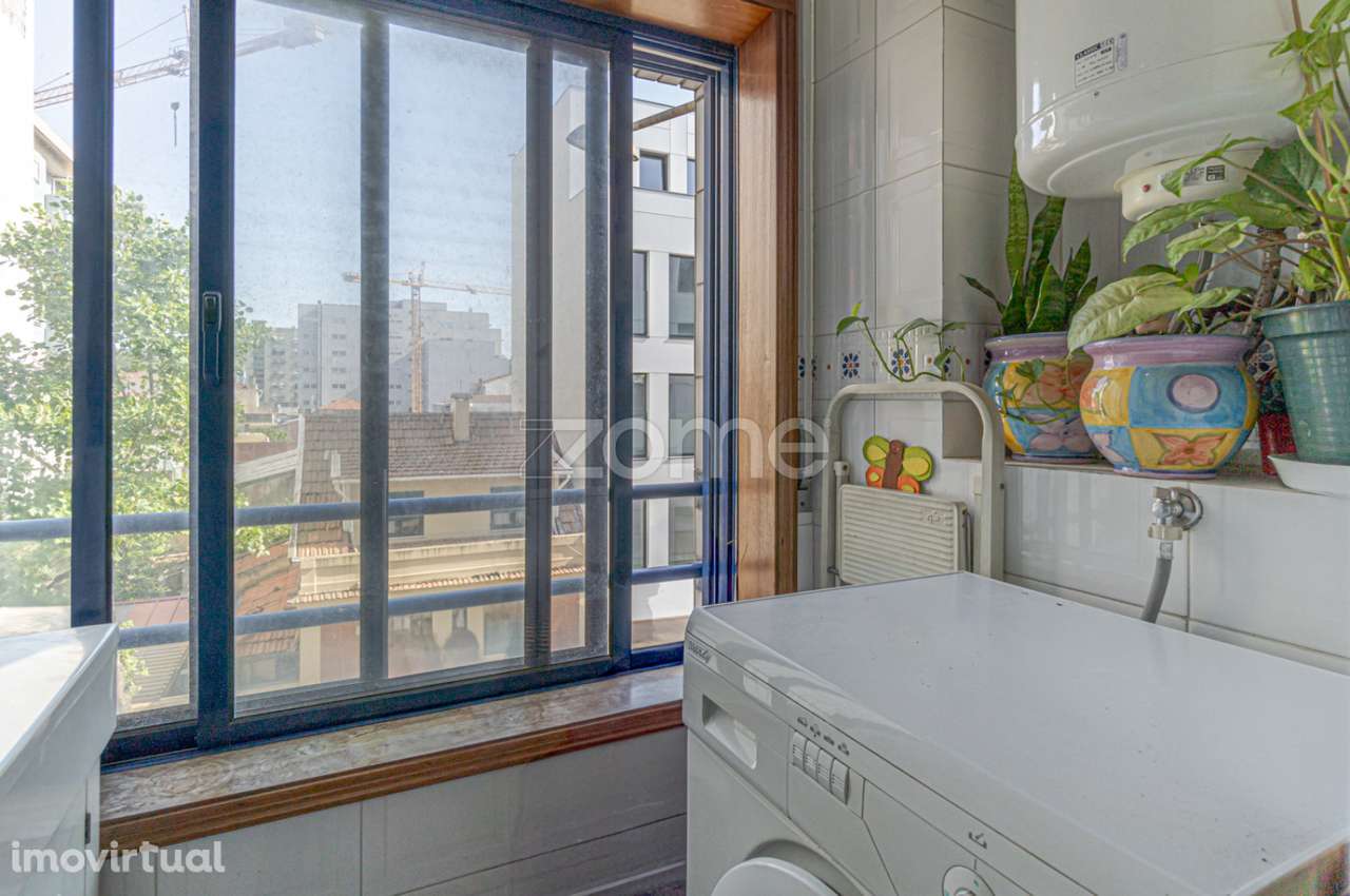 Apartamento T3 com suíte e excelentes áreas no coração de Matosinho... - Grande imagem: 5/37