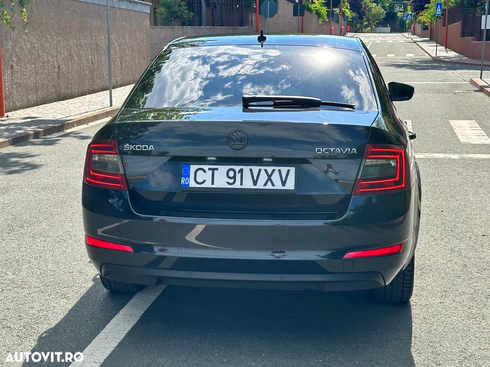 Skoda Octavia 2.0 TDI 4x4 DSG Style - 4
