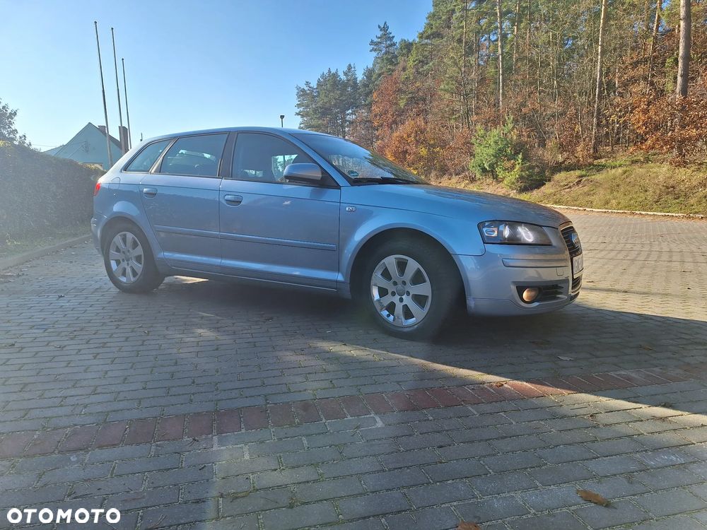 Audi A3 Sportback 1.6 FSI Ambition - 7