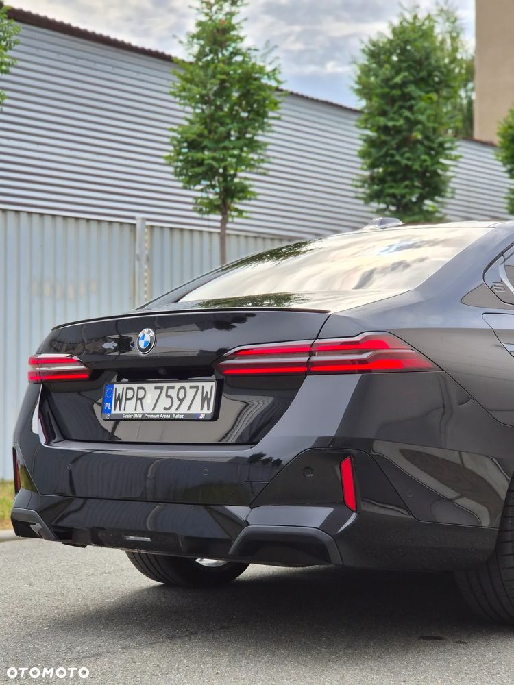 BMW Seria 5 520i mHEV M Sport - 25