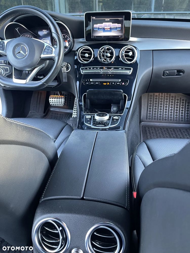 Mercedes-Benz Klasa C 180 9G-TRONIC - 28
