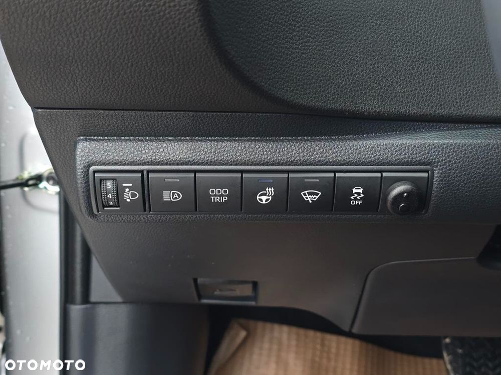 Toyota Corolla 1.8 Hybrid Comfort - 13