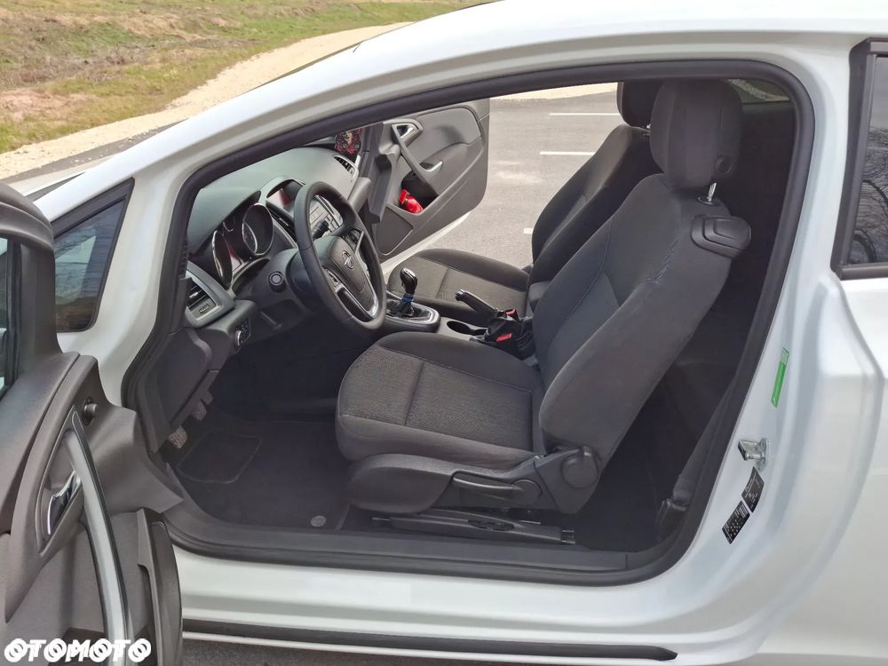 Opel Astra 1.7 CDTI DPF - 12