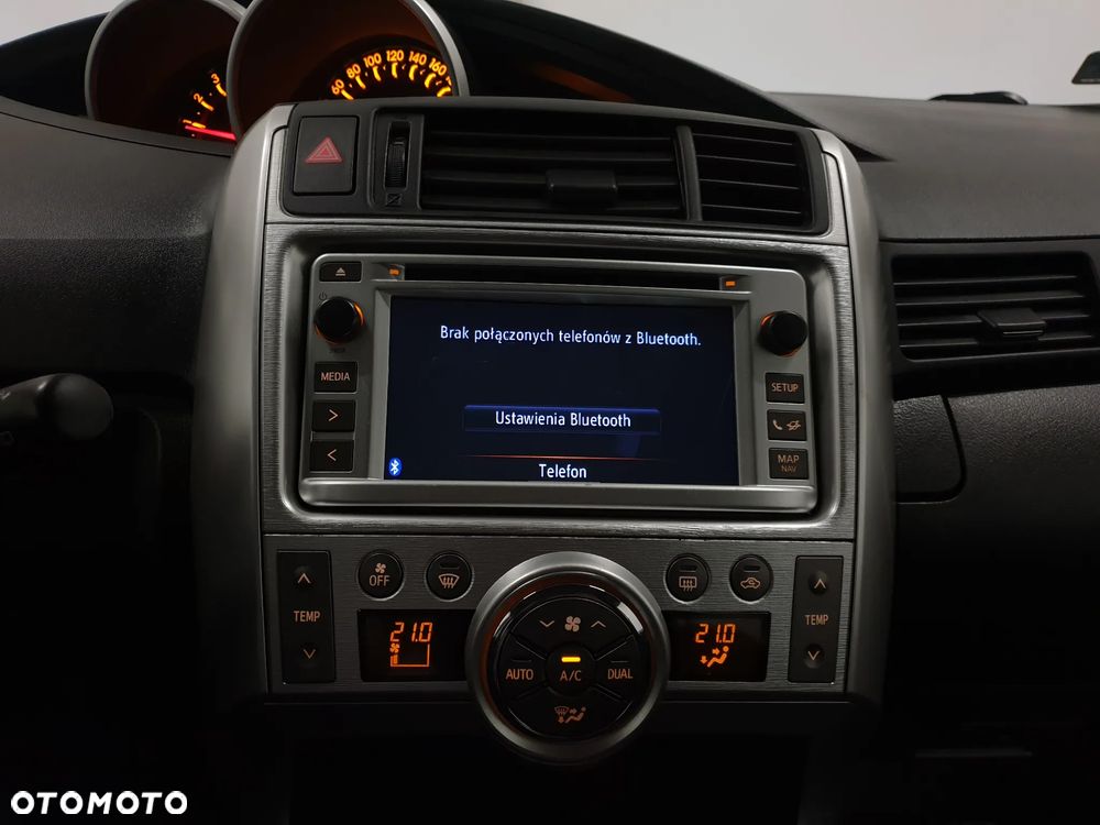 Toyota Verso 2.0 D-4D Premium - 14