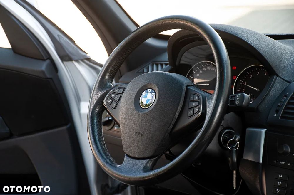 BMW X3 2.0i - 28
