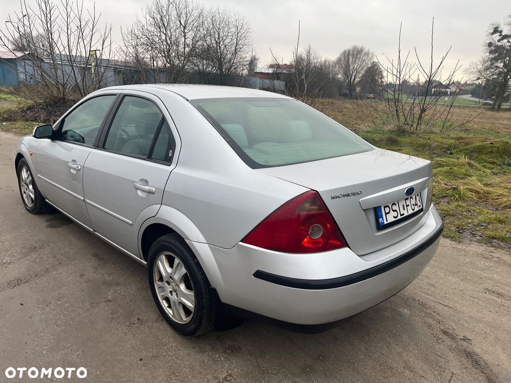 Ford Mondeo 2.0 TDDi Ghia - 4