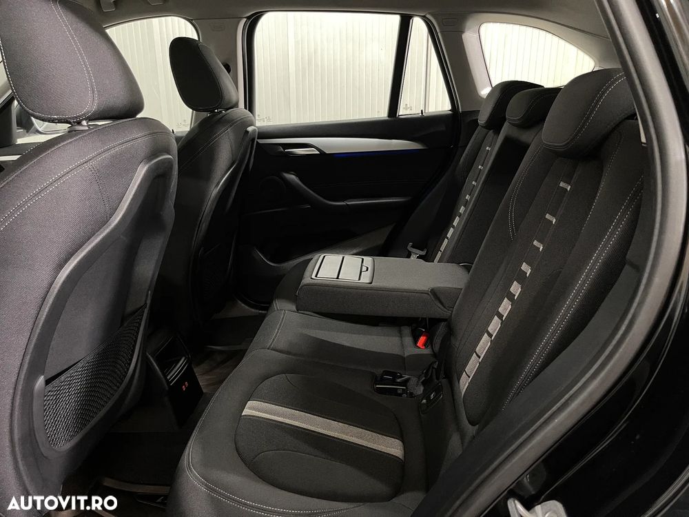 BMW X1 sDrive18d AT - 13