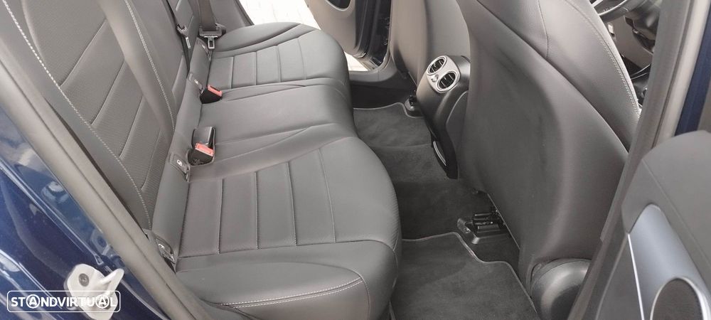 Mercedes-Benz EQC 400 4Matic - 38