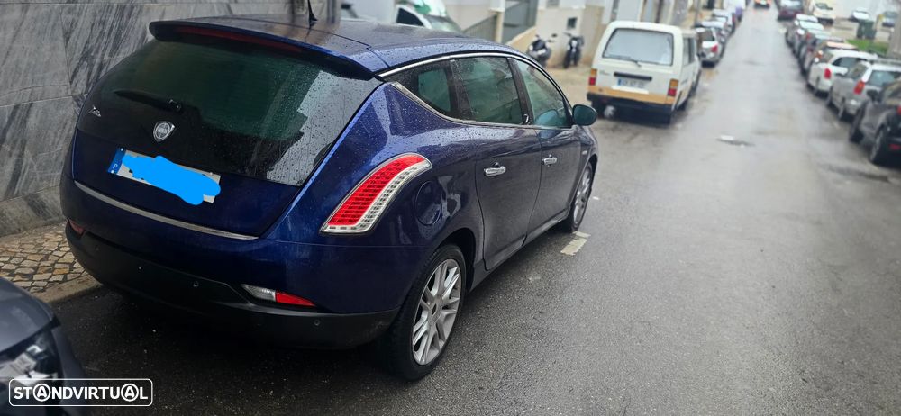 Lancia Delta 1.6 M-Jet Platino - 4