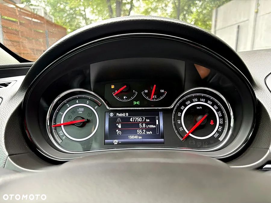 Opel Insignia - 21