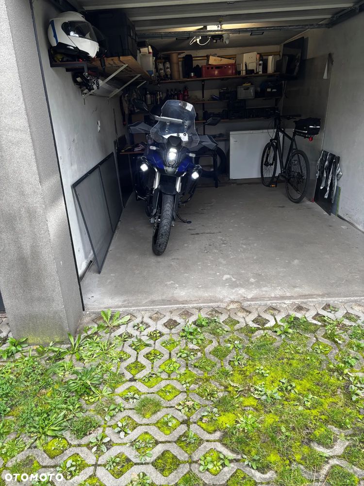 Suzuki V-STROM - 4