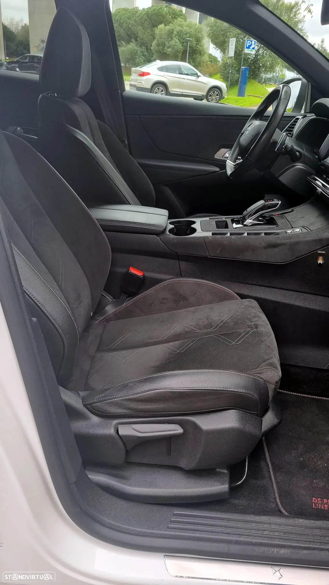 DS DS7 Crossback 2.0 BlueHDi Performance Line EAT8 - 12