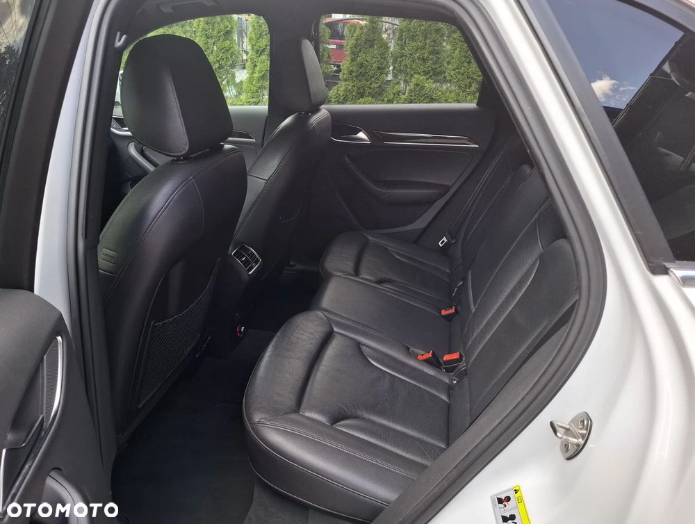 Audi Q3 2.0 TFSI Quattro S tronic sport - 14