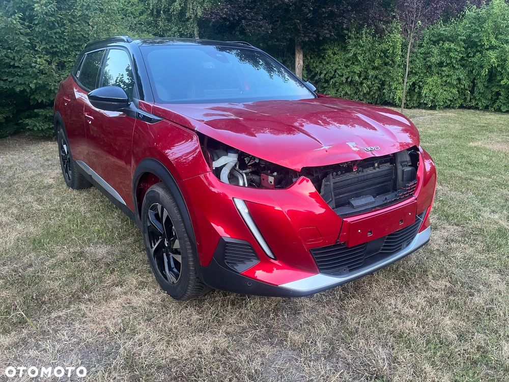Peugeot 2008 136 GT - 2