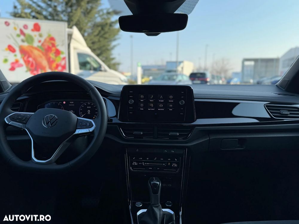 Volkswagen T-Roc 1.5 TSI DSG Style - 11