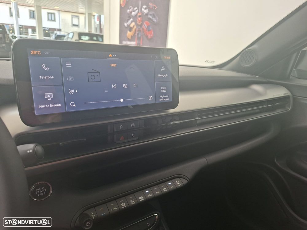 Jeep Avenger 1.2 e-Hybrid Black Edition DCT - 12