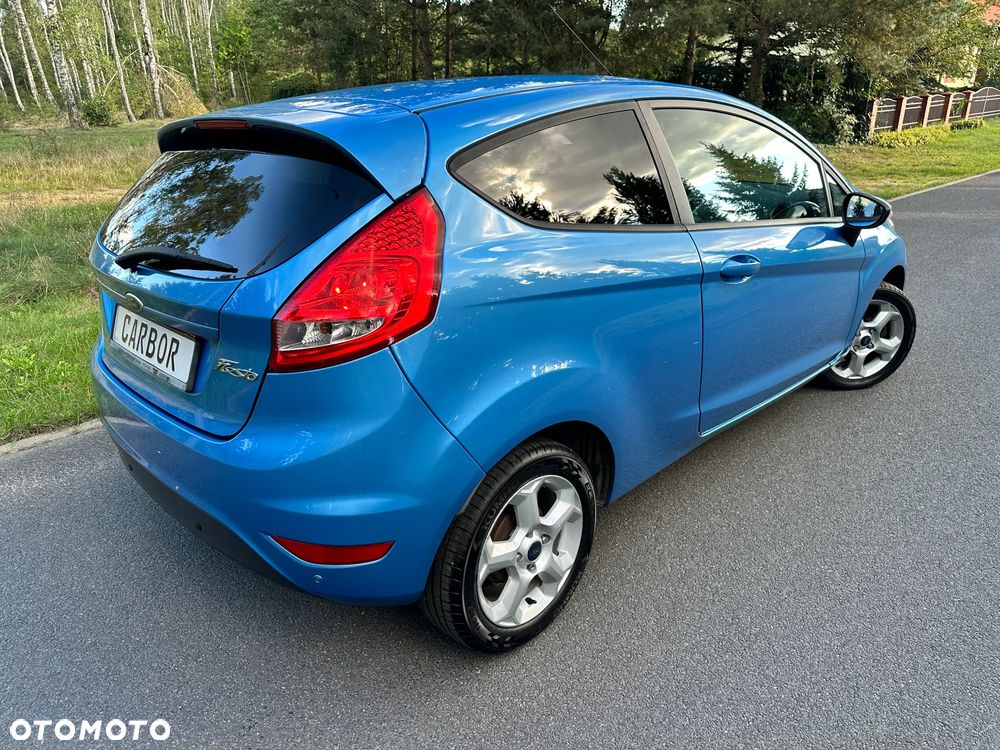 Ford Fiesta 1.25 Ghia - 12