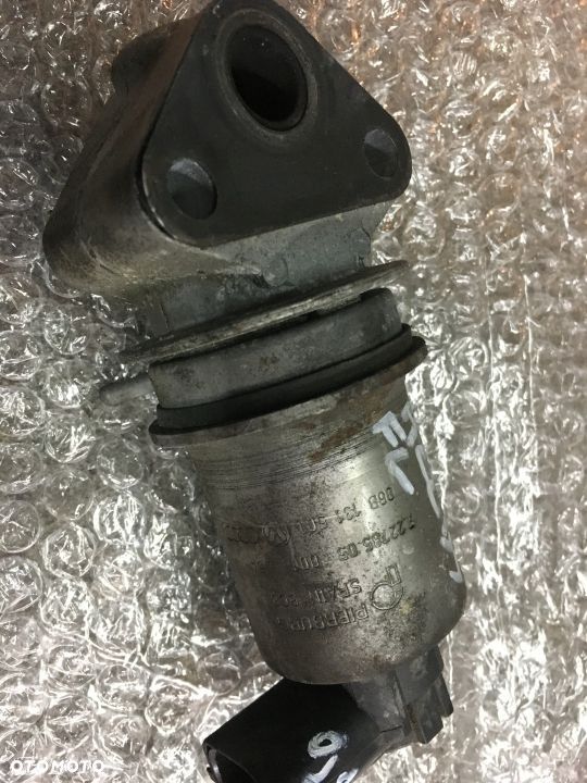 ZAWÓR EGR VW PASSAT B5 FL 1.6 ALZ 06B131501 - 2