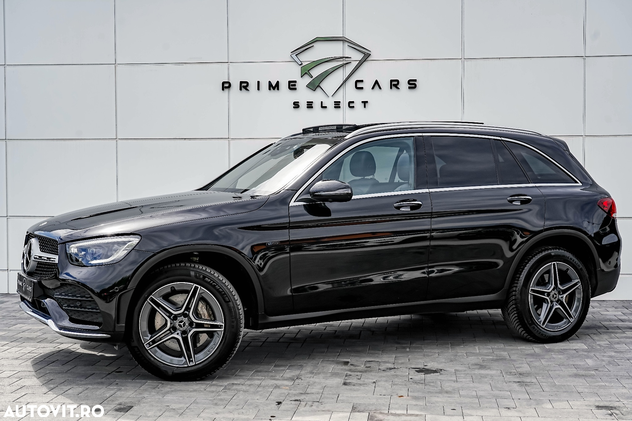 Mercedes-Benz GLC 300 de 4Matic 9G-TRONIC AMG Line Plus - 23