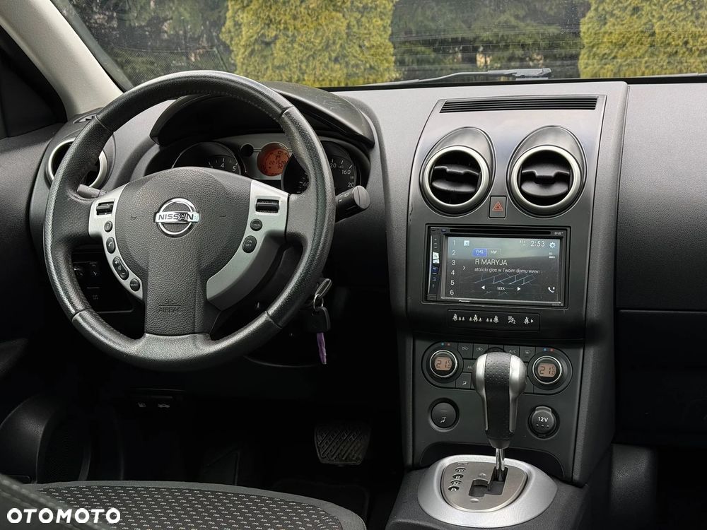 Nissan Qashqai 2.0 I-Way CVT - 32