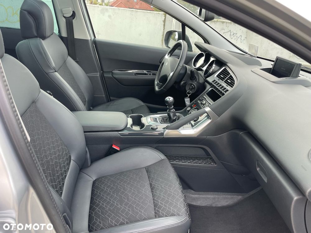 Peugeot 3008 HDi FAP 150 Platinum - 19