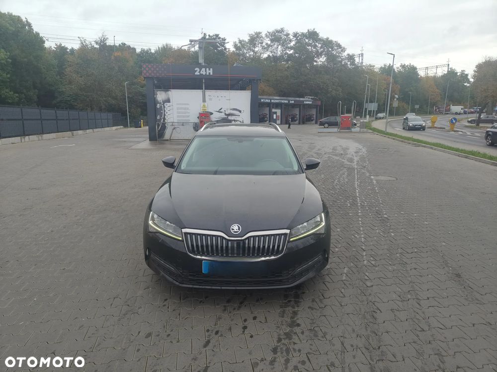 Skoda Superb 2.0 TDI SCR Style DSG - 1