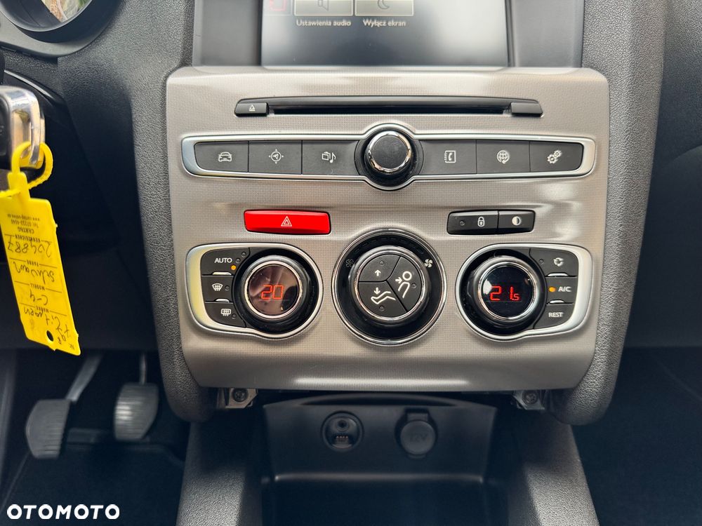 Citroën C4 BlueHDi 120 Stop&Start Shine - 28