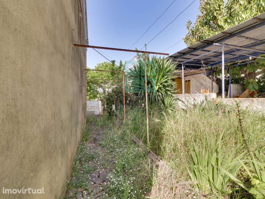 Moradia T2 para renovar, em Santo Antão do Tojal. - Grande imagem: 3/23