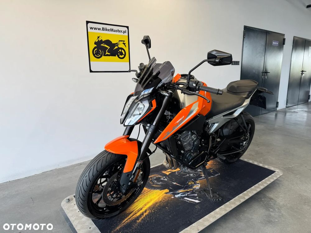 KTM Duke - 4