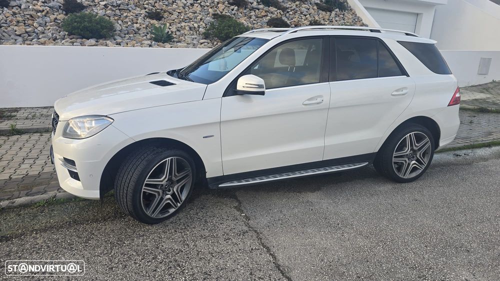 Mercedes-Benz ML 350 BlueTEC - 2