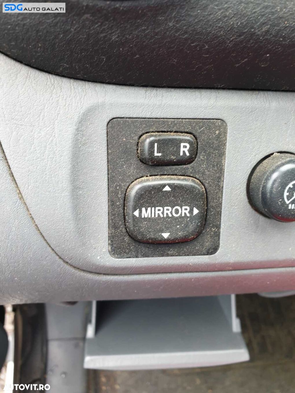 Buton Reglaj Oglinzi Toyota RAV 4 XA20 2000 - 2006 - 1