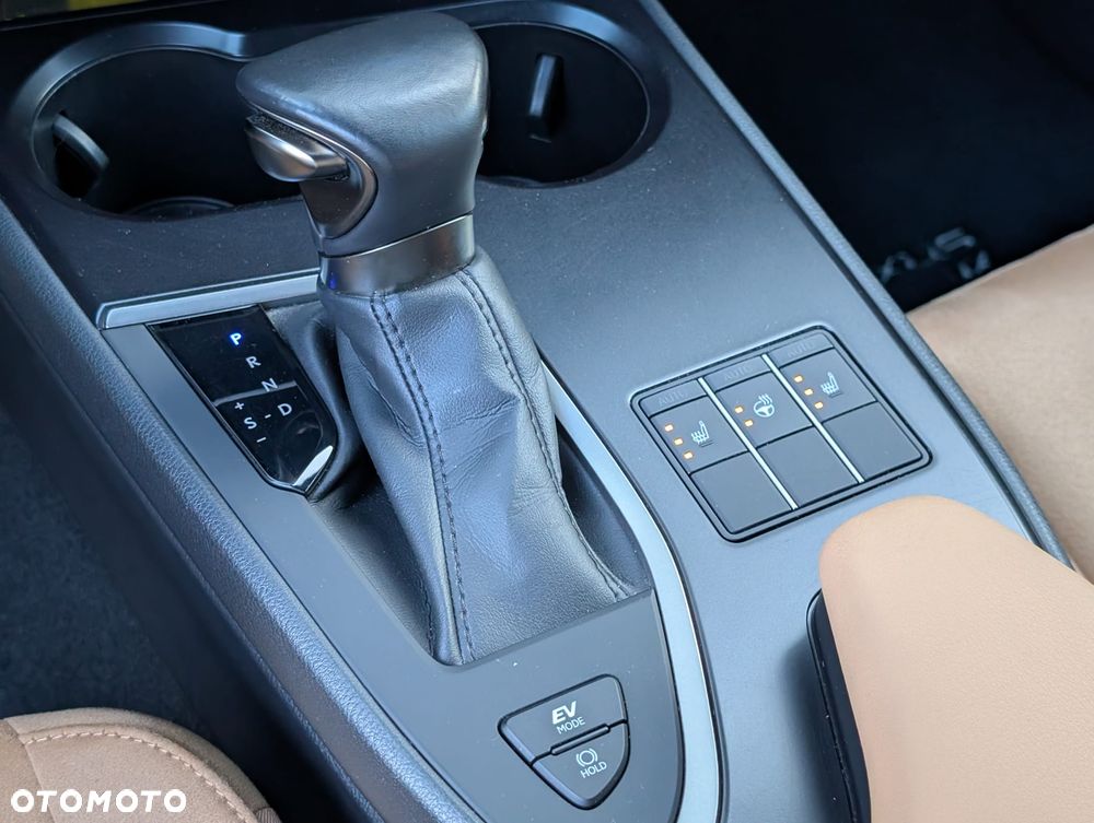 Lexus UX 250h GPF Business 2WD - 20