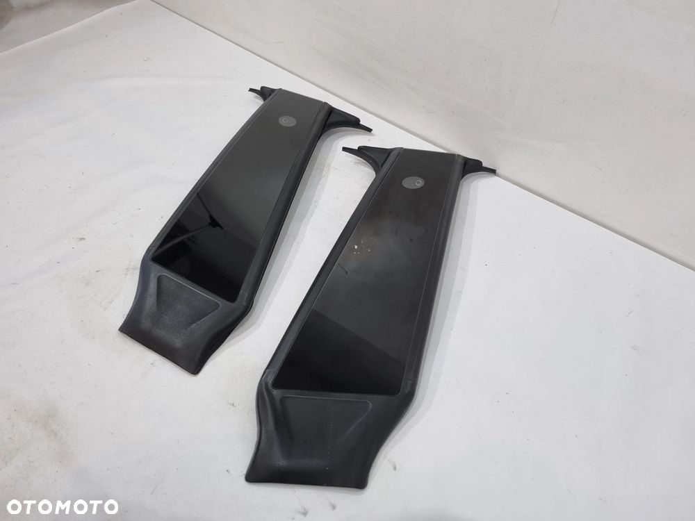 TESLA MODEL Y LISTWA SŁUPKA B KAMERA LEWA PRAWA 1516258-00-E 1516255-00-E - 2