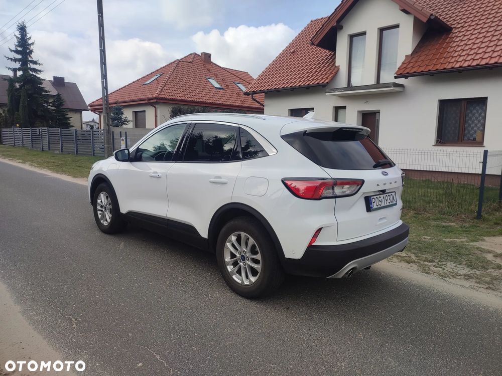 Ford Kuga - 9