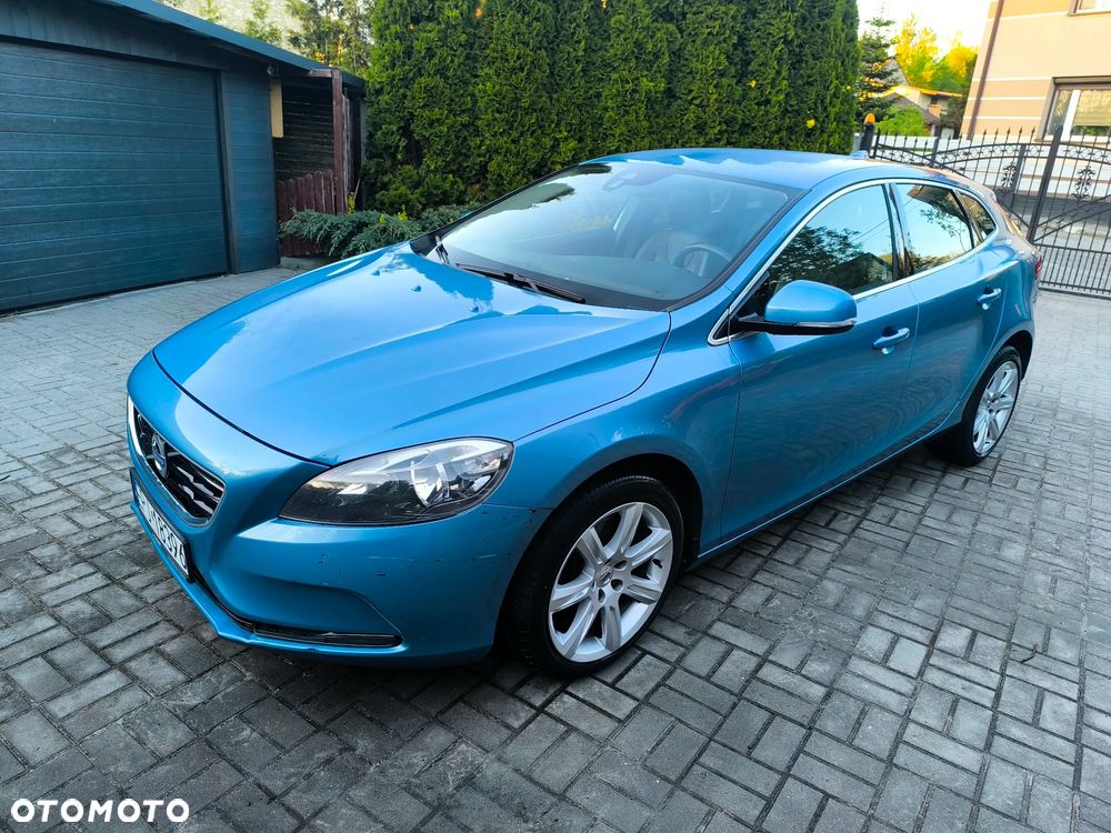 Volvo V40 D4 Summum - 1