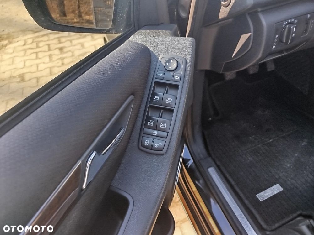 Mercedes-Benz Klasa A 170 Elegance - 22