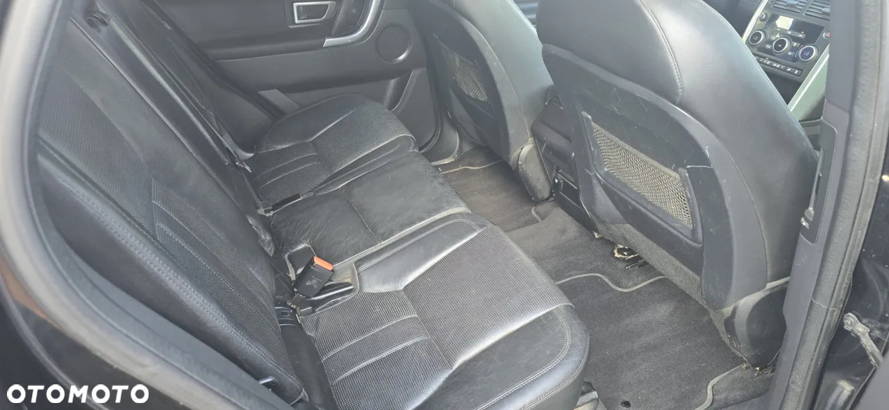 Land Rover Discovery Sport - 28