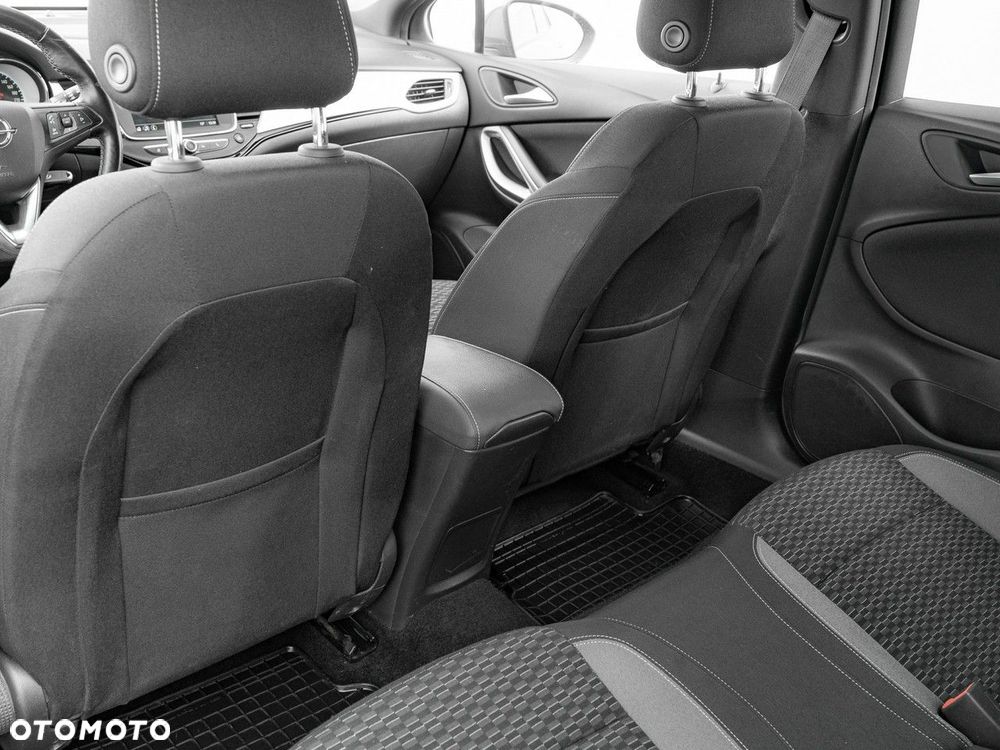 Opel Astra V 1.2 T GS Line S&S - 26