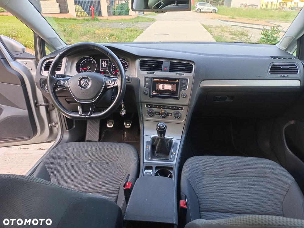 Volkswagen Golf 1.4 TSI BMT Comfortline - 9