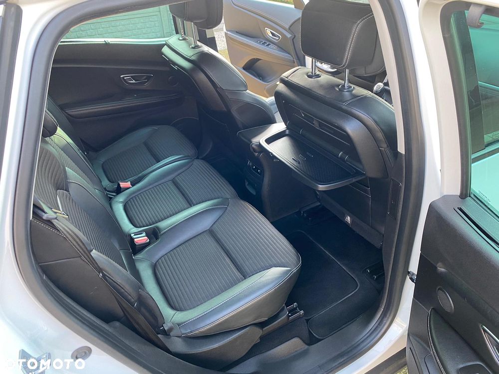 Renault Scenic ENERGY dCi 130 INITIALE PARIS - 10