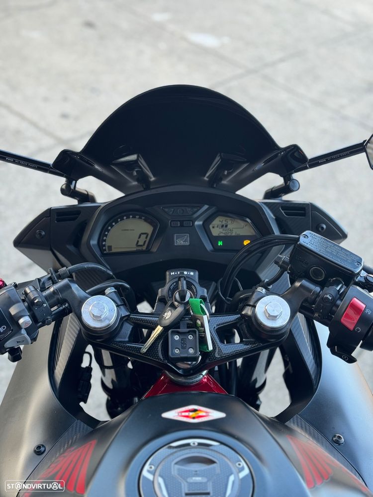 Honda CBR 650f - 4