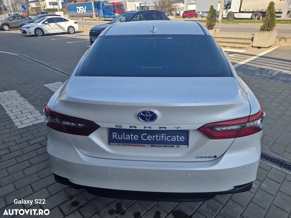 Toyota Camry 2.5 Exclusive - 5