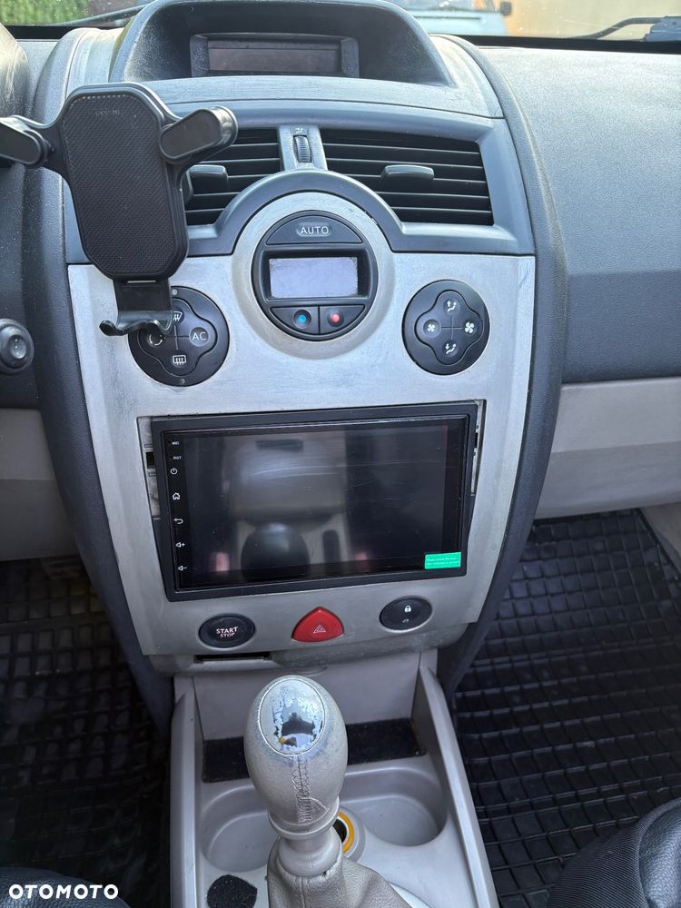 Renault Megane 2.0 Luxe Privilege - 9