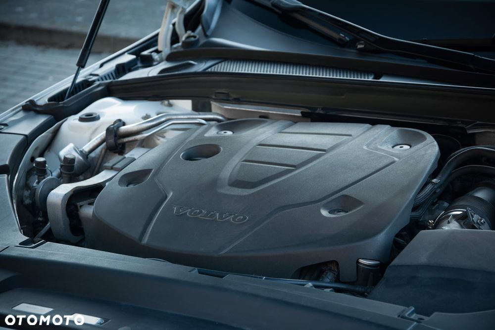 Volvo V90 Cross Country D5 AWD Pro - 38
