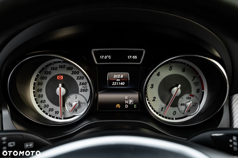 Mercedes-Benz GLA 250 4-Matic - 30