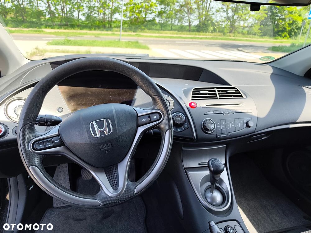 Honda Civic 1.4 i-VTEC - 9