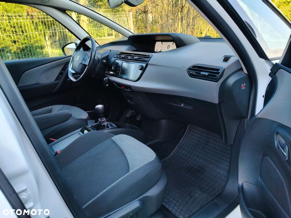 Citroën C4 Picasso - 25