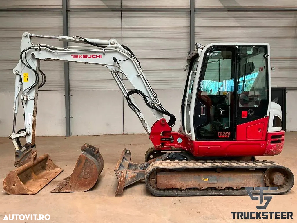 Takeuchi TB 250-2 - 2